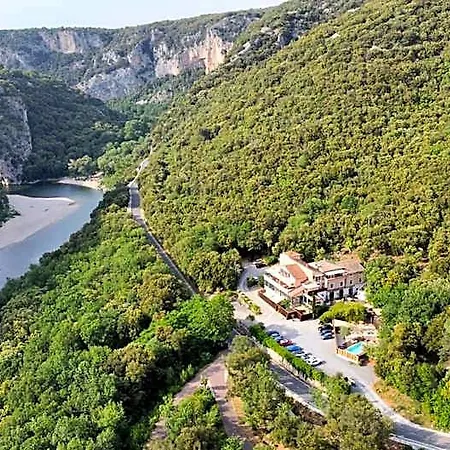 Le Belvedere Hotel 3*